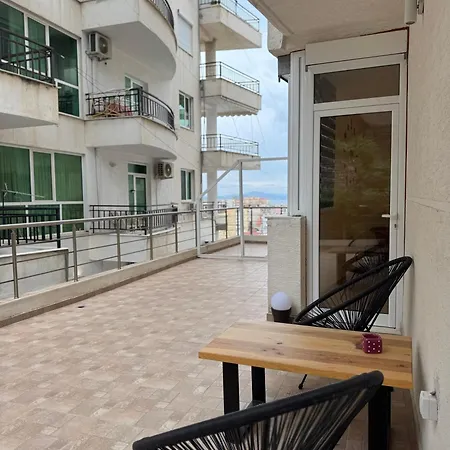 Ani Apartment